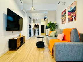 Nice & Spacious Flat Close to the Center